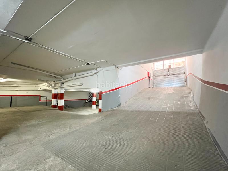 Foto f57cf34a-cb52-4418-805f-a6c2f1f50757. Posto moto in Estació del Nord Mollet del Vallès