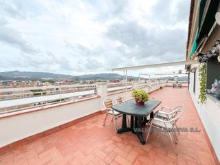 Àtic Centre. Único con terraza