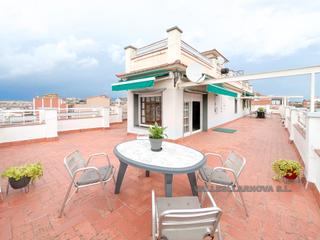 Ático en Centre. Único con terraza