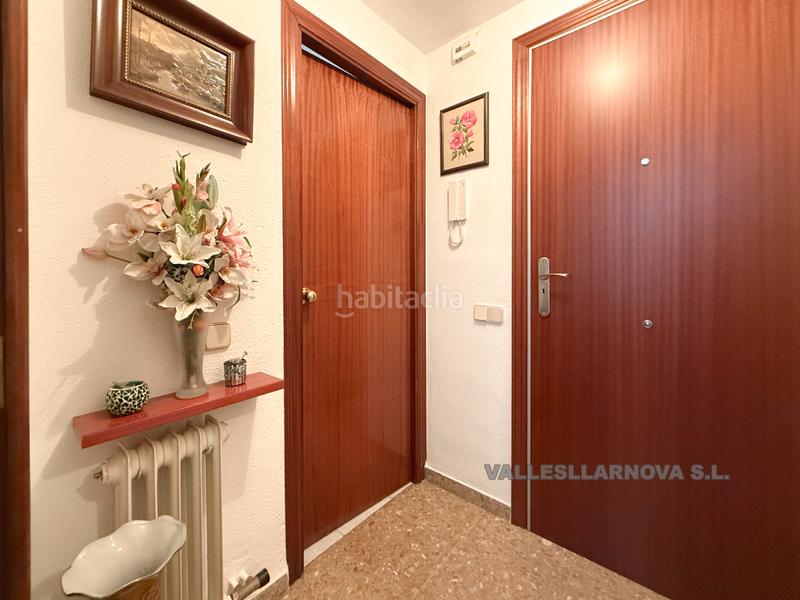 Foto b44333ab-d642-49a2-94a7-38d07bbf1247. Piso zona privilegiada, alto con vistas en Can Pantiquet Mollet del Vallès