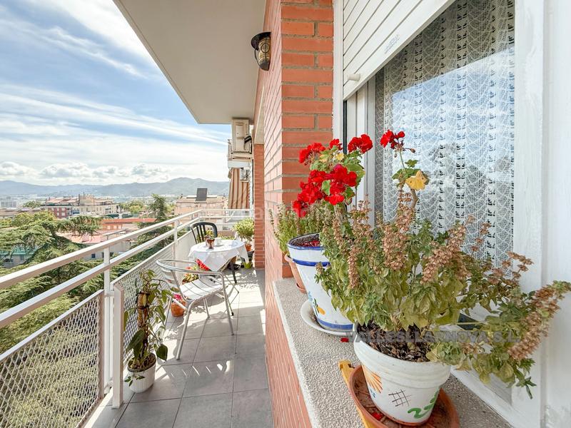 Foto be28c2c6-fefc-4274-b482-8be477970cd4. Piso zona privilegiada, alto con vistas en Can Pantiquet Mollet del Vallès