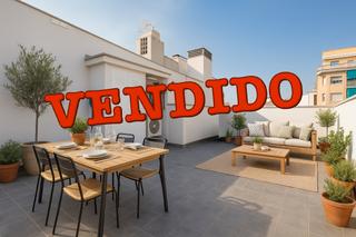 Àtic a Centre. Seminuevo con terraza