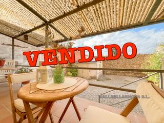 Maison à Sant Fost de Campsentelles. Zona privilegiada con jardín