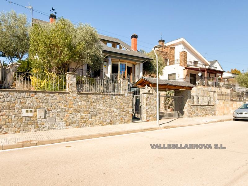 Foto d2361391-1a01-4abc-8002-53825a05ee46. Casa en una de las zonas más buscadas en Lliçà de Vall