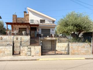Casa en Lli de Vall. Zona privilegiada junto a parets