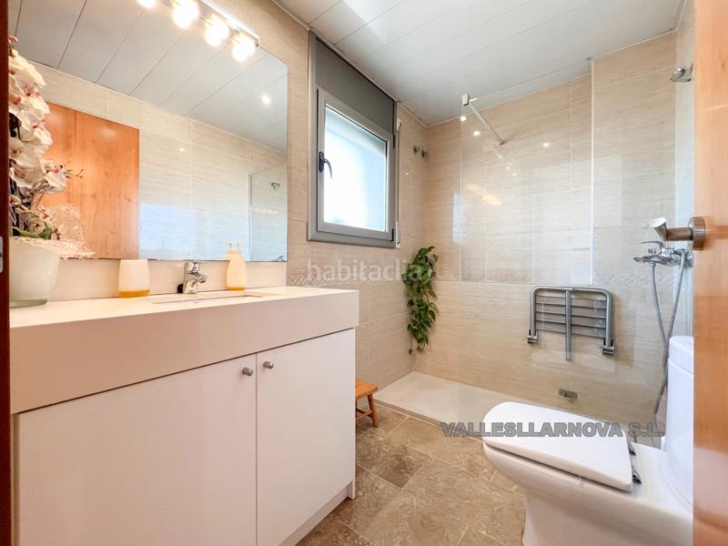 Foto 1b498ddf-d3aa-4e8a-8b1c-7568a859f7ae. Maison avec chauffage parking dans Col·legis Nous Mollet del Vallès