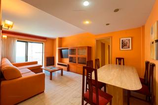 Etagenwohnung in Can Borrell. Todo exterior, piso parking y trastero