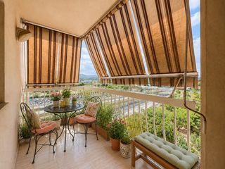 Flat in Estació de França. Alto, vistas despejadas, parking incluido