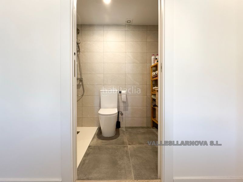 Foto c836cf1b-fe5a-4195-963e-f00a816b8149. Piso obra nueva de 2025, con piscina y parking en Martorelles