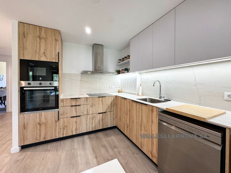 Foto ca1f12d7-7f6f-42ce-8393-ae3c45d20a25. Piso obra nueva de 2025, con piscina y parking en Martorelles