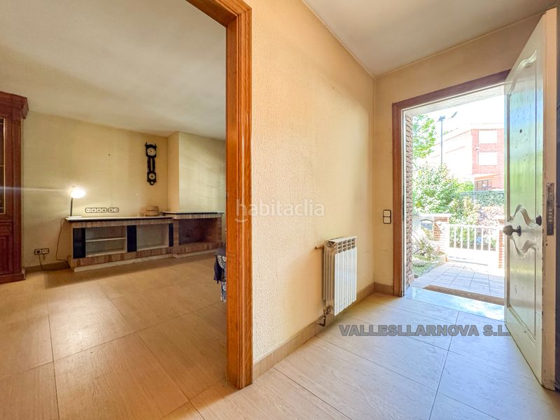 Foto 0c72006f-caa2-40d1-ae53-4af47e26902e. Casa amb xemeneia calefacció aparcament a Santa Rosa Mollet del Vallès