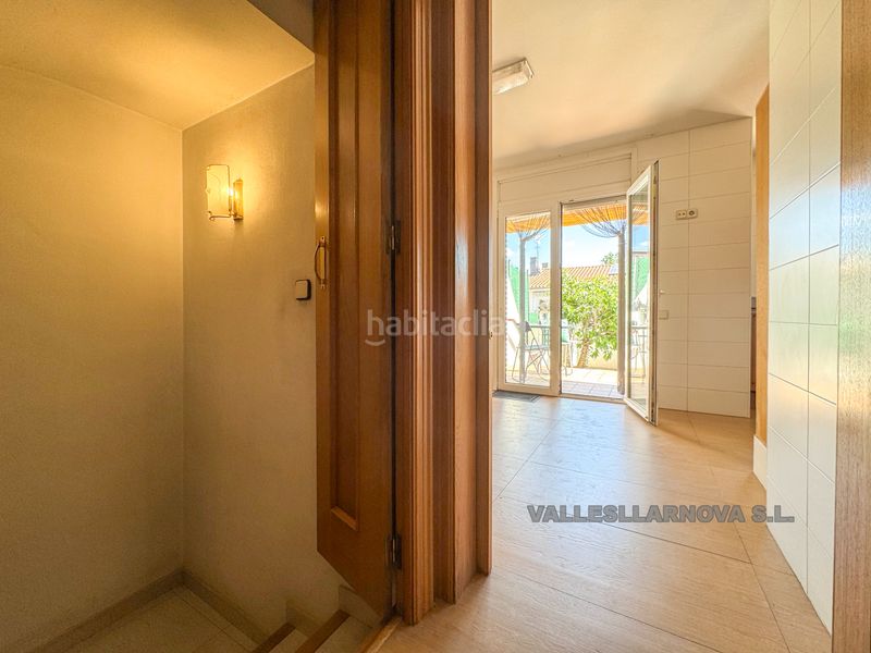 Foto 118b82ae-46fa-4d3a-a897-145e84856431. Casa amb xemeneia calefacció aparcament a Santa Rosa Mollet del Vallès