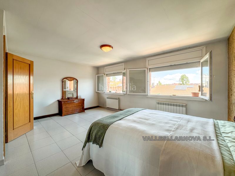 Foto 3a171e35-23e8-4cd5-ba96-e44964fedab0. Casa amb xemeneia calefacció aparcament a Santa Rosa Mollet del Vallès