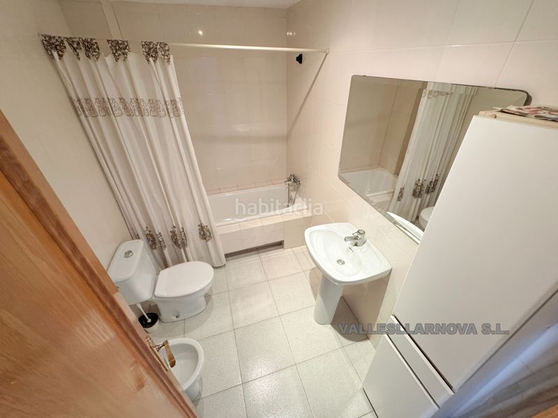 Foto 73a5d146-7a76-4cd2-b654-d9adc1af90b7. Casa amb xemeneia calefacció aparcament a Santa Rosa Mollet del Vallès