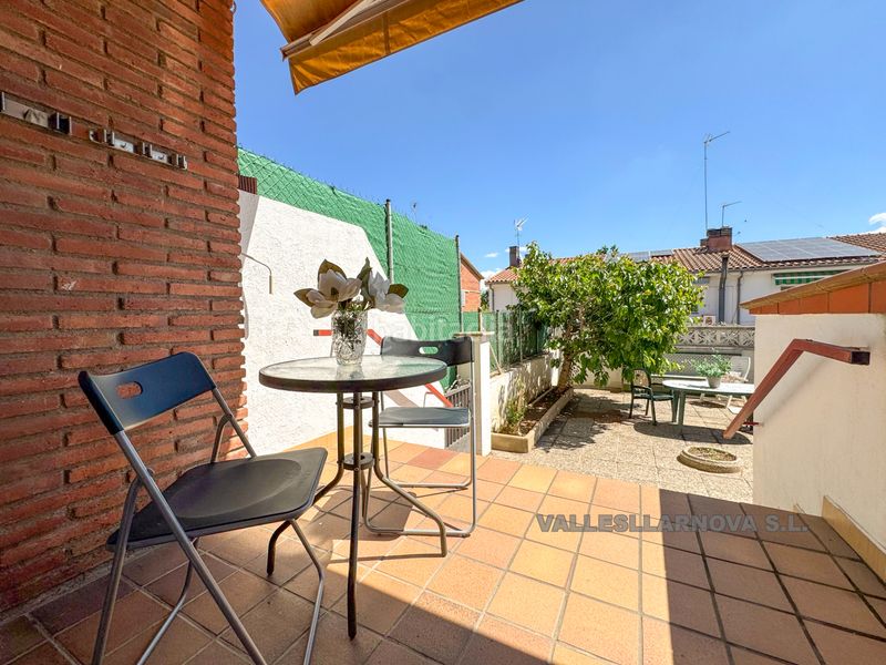 Foto a9974858-3013-4ea5-bc7e-658a4de8b306. Casa amb xemeneia calefacció aparcament a Santa Rosa Mollet del Vallès
