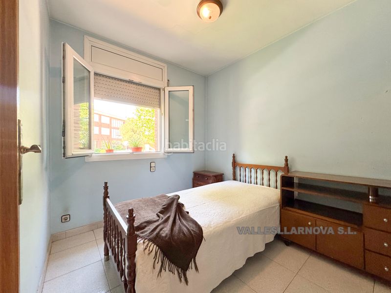 Foto b6579415-3740-42e5-91ed-c0ef8b2d1e0e. Casa amb xemeneia calefacció aparcament a Santa Rosa Mollet del Vallès
