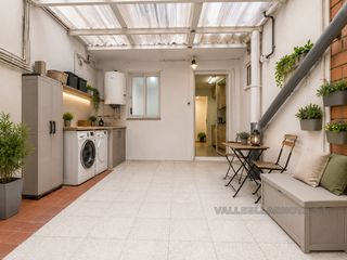 Pis a Centre. Zona casco antiguo con patio