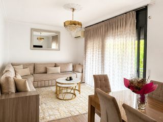 Casa adossada a Plana Lledó. Amplio, ideal familias