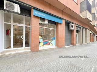 Lloguer Local Comercial a Riera Seca. Zona comercial, ideal negocios