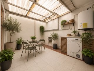 Etagenwohnung in Centre. Zona casco antiguo con patio