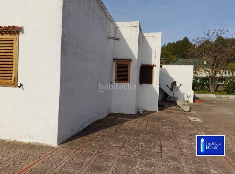 Foto ceb3dd8e-8b36-4d08-b392-4bcd2ac64e98. Xalet amb calefacció aparcament piscina a Batoi Alcoi