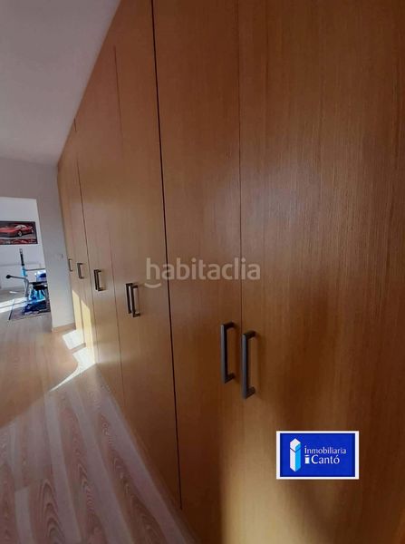 Foto ff8f0a3a-5795-4901-bd34-7fe9be9de344. Xalet amb calefacció aparcament piscina a Batoi Alcoi