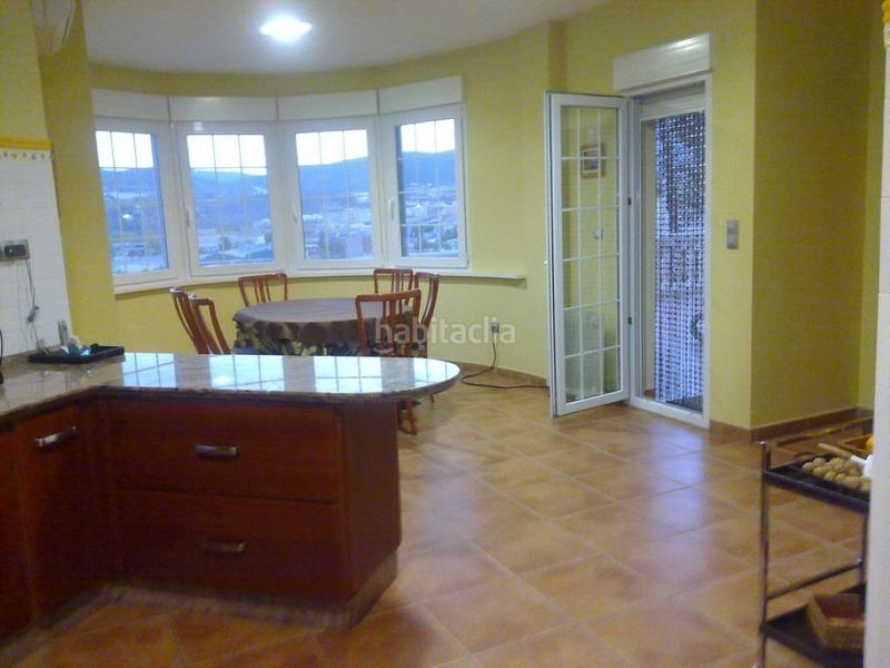 Foto 05c80d0c-c55a-4b2e-9ace-6d766c70a55a. Xalet amb calefacció aparcament piscina a Cocentaina