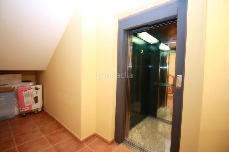 Foto 93f58a28-3d3d-4cbe-847f-4af846078092. Xalet amb calefacció aparcament piscina a Cocentaina