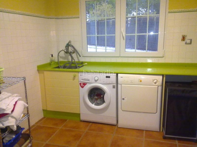 Foto e0fbd3e6-b6a7-4cf3-9b32-dbef26fea724. Xalet amb calefacció aparcament piscina a Cocentaina