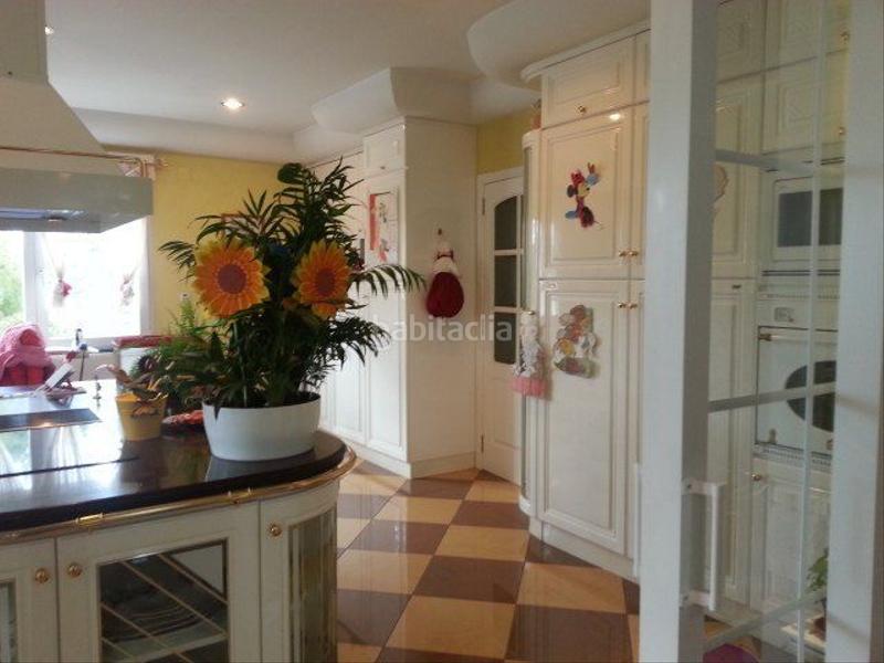Foto b607156b-04e3-44b1-812f-7e42855c6e19. House with heating parking pool in Batoi Alcoi