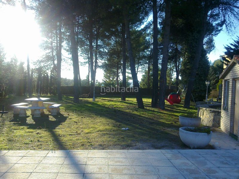 Foto b8ab214b-8607-4d97-a41d-8967178ec2a1. Xalet amb calefacció aparcament piscina a Batoi Alcoi