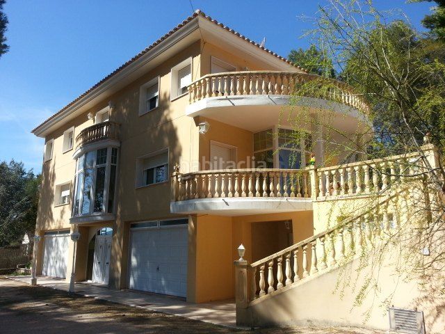 Foto e1e0f305-1a17-48cf-998c-9050448a0e38. Xalet amb calefacció aparcament piscina a Batoi Alcoi