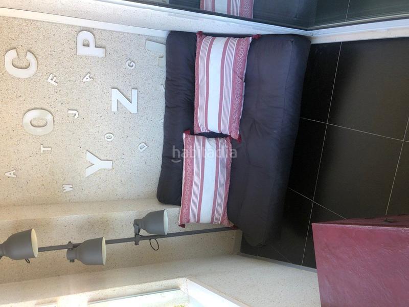 Foto 48379b8c-6733-4893-ac63-77cd95afbc55. Piso en Centre-Zona Alta Alcoi