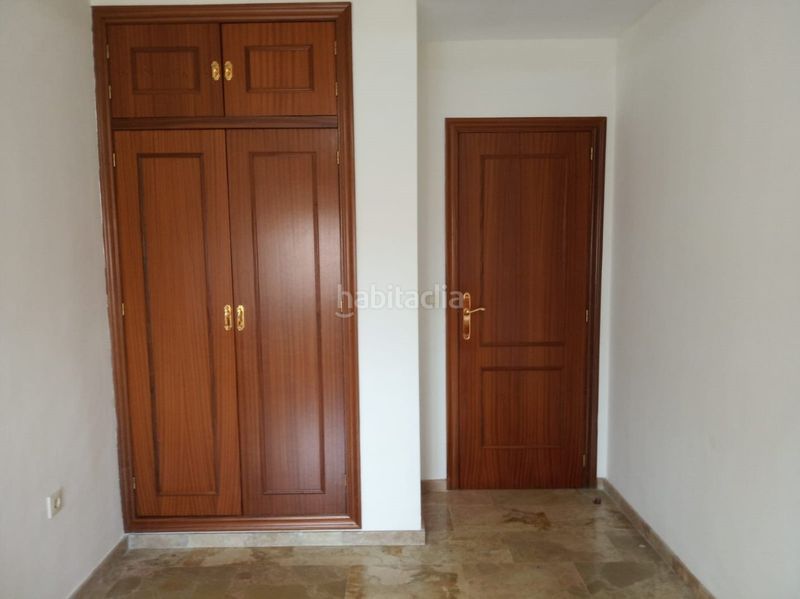 Foto dc9d2ee5-45fb-466b-88db-556402cf3dab. Pis amb calefacció aparcament a Zona Nord Alcoi