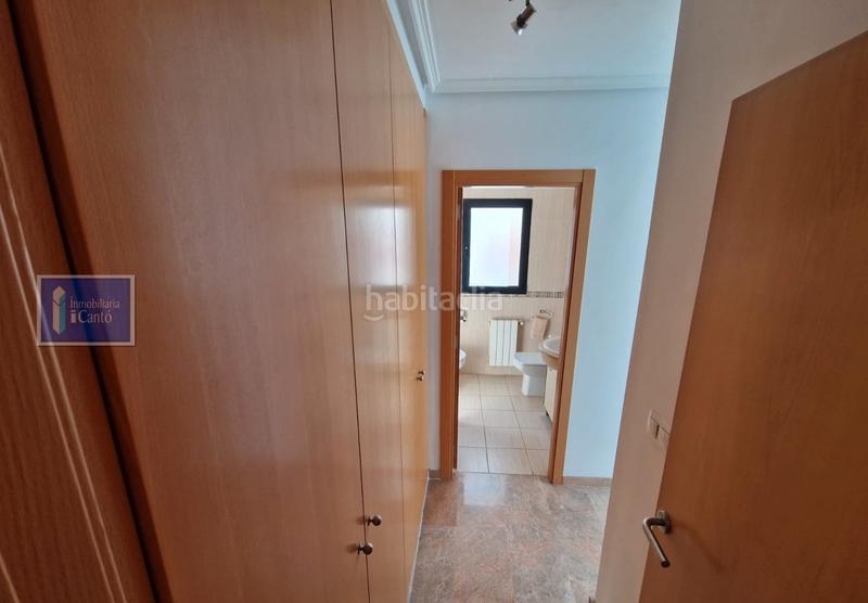 Foto 17a092df-e1fd-47e8-b96b-6910a7c02c70. Etagenwohnung mit heizung pool in Zona Nord Alcoi