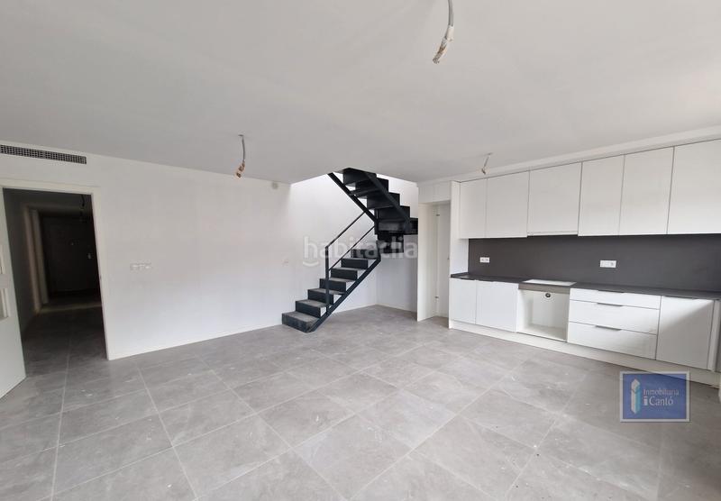 Foto 68ae9d55-66dd-4eb3-8a7f-23c841a7e5b5. Dúplex amb aparcament a Cocentaina