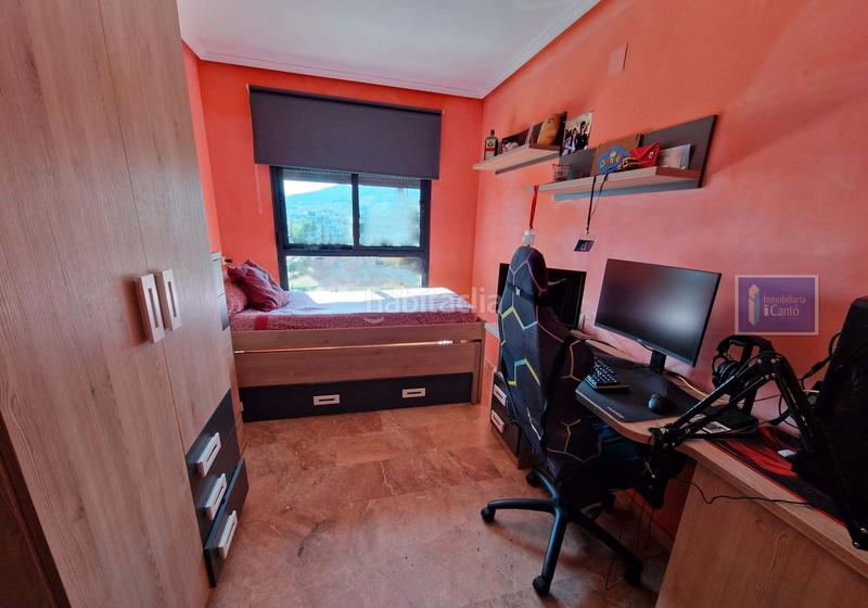 Foto 0d854497-34d3-4e1b-8f25-0bc7e37f5196. Piso en Zona Nord Alcoi
