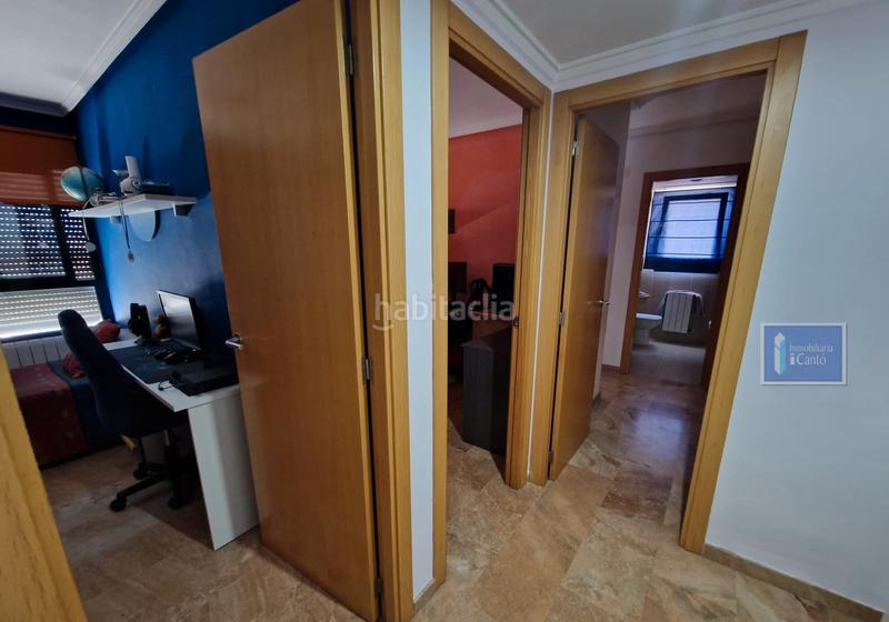 Foto 64beee9b-75f1-4f77-85e1-2fd5322bd6ae. Piso en Zona Nord Alcoi
