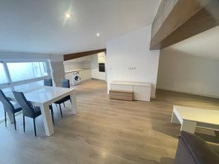 Miete Etagenwohnung in Centre-Zona Alta