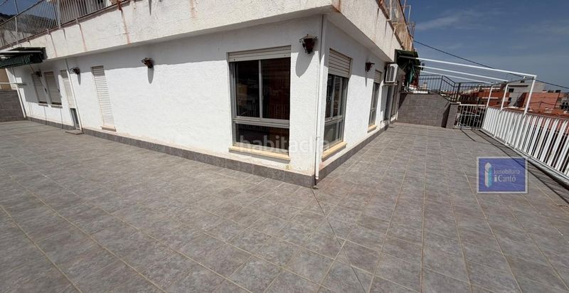 Foto 41b2717c-aefe-414c-b25d-c33351de42ee. Àtic a Eixample Alcoi