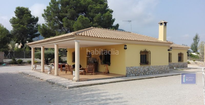 Foto 8cd8f364-5391-4f9c-876a-da4904297466. Chalet with parking pool in Muro de Alcoy