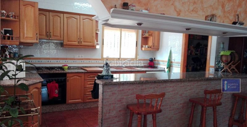 Foto fd1833ef-3bd2-4c77-a95d-db9bc96675d8. Chalet with parking pool in Muro de Alcoy