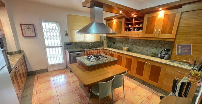 Foto 1b036fcc-6225-4787-b0a3-989893e8d70b. Chalet en Cocentaina