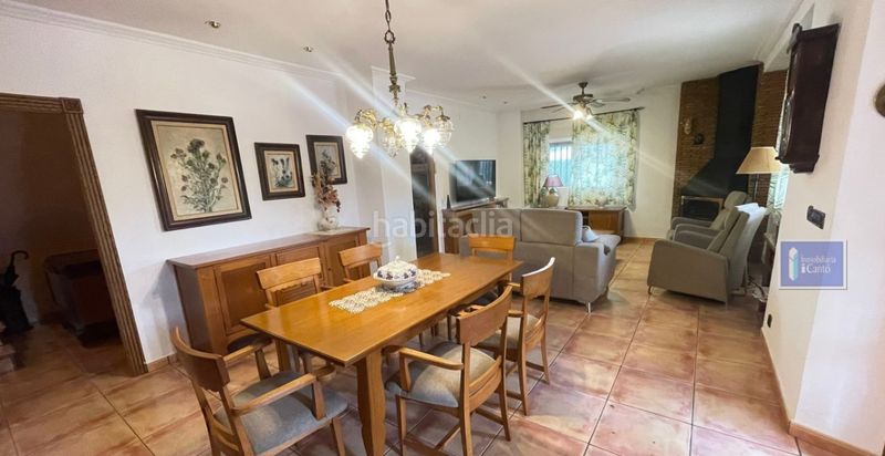 Foto dc9345fc-25d1-403c-87c9-0950c27d4545. Chalet en Cocentaina