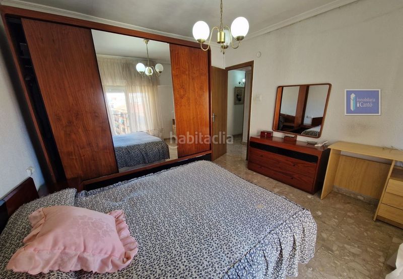 Foto 3cb6ad0b-3044-4b25-8ed6-bff7e2bb5bdd. Pis a Zona Nord Alcoi
