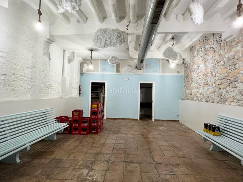 Foto 4ae8519a-406d-4d08-a0b7-27ef74a36f48. Alquiler local comercial local en alquiler al centro! en Igualada