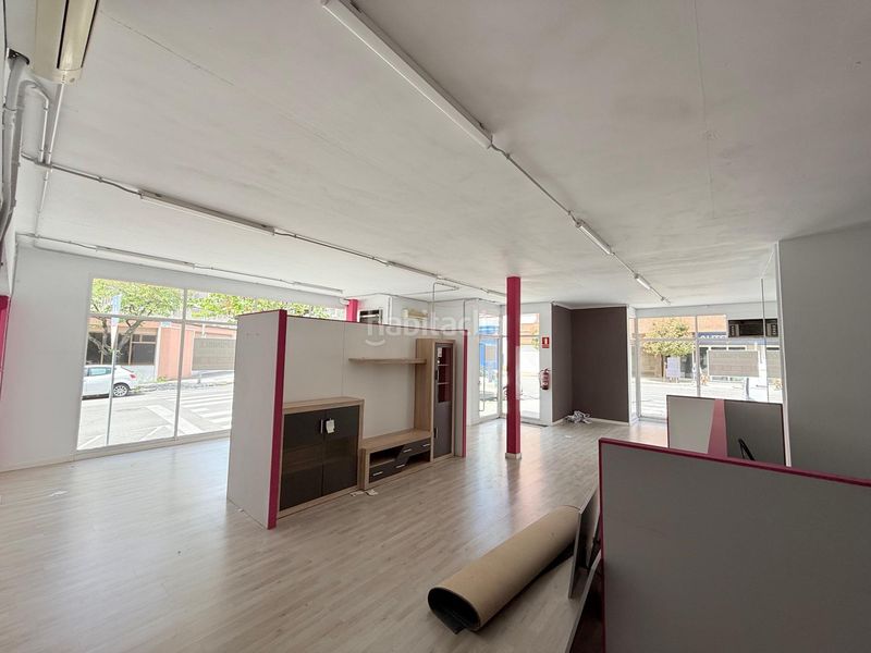 Foto dd7c1cb1-c479-4b07-9eec-03871ddb79c1. Local comercial a Llevant Igualada