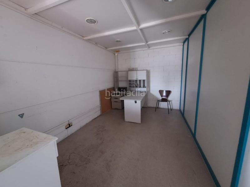 Foto f92b553a-4f5b-477e-a5fc-d51218eea6a5. Nave industrial nave situada al p.i. les comes en Igualada