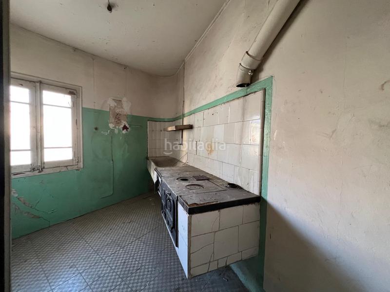 Foto 27d38ea6-9a3a-4e8e-bdf8-6d593cd0d4e0. Edificio  en venta al centro ! en Centre Igualada