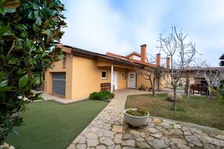 Casa a Torre de Claramunt (La). Fantástica casa en el xaró!!!